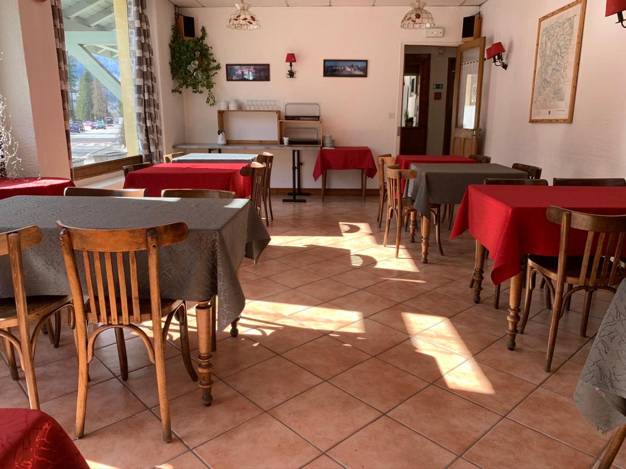 Hotel des Lacs