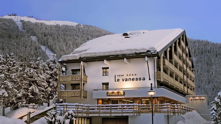 hotel image 0
