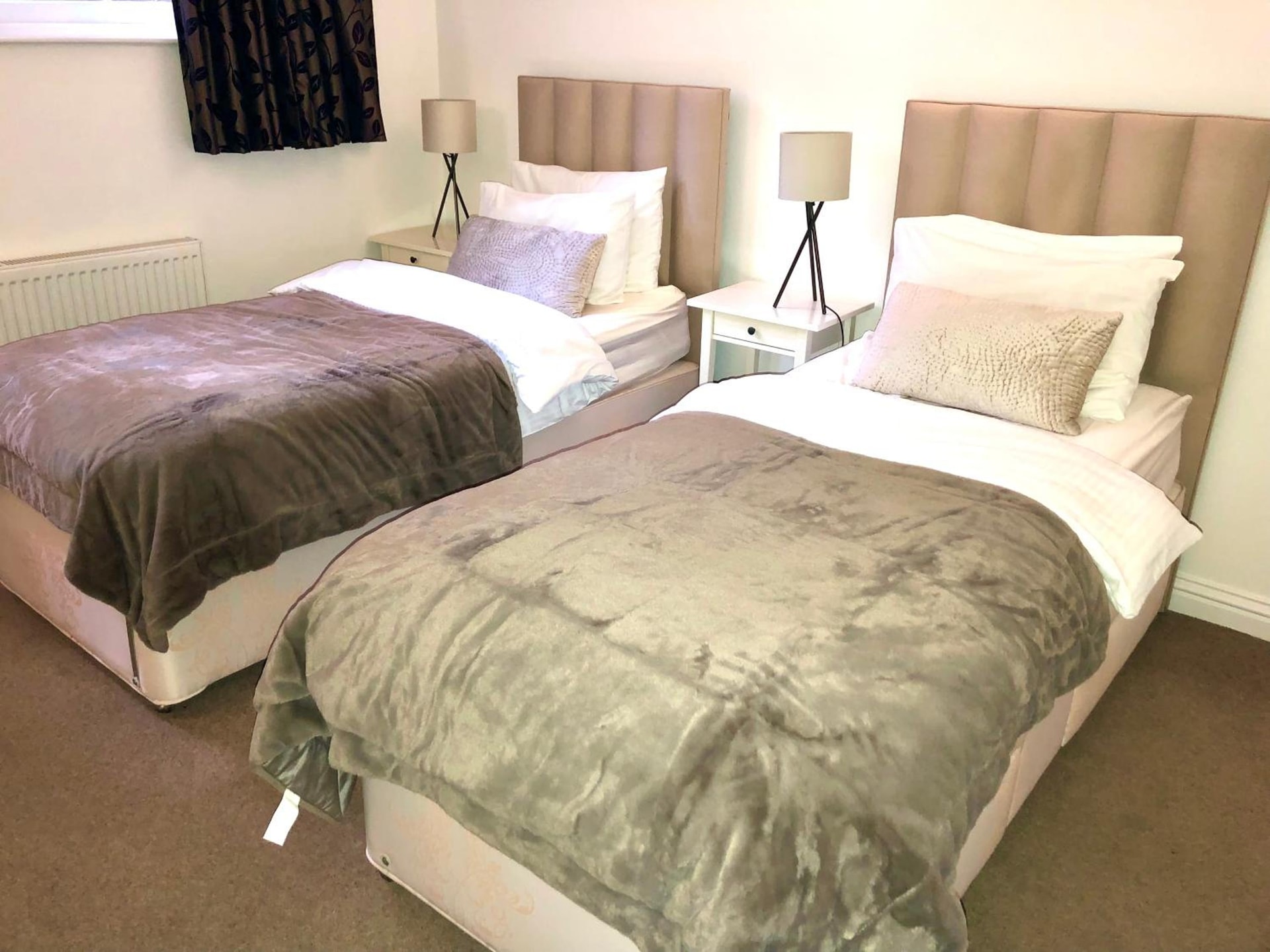 Superbly located 2 bedroom luxury apartment