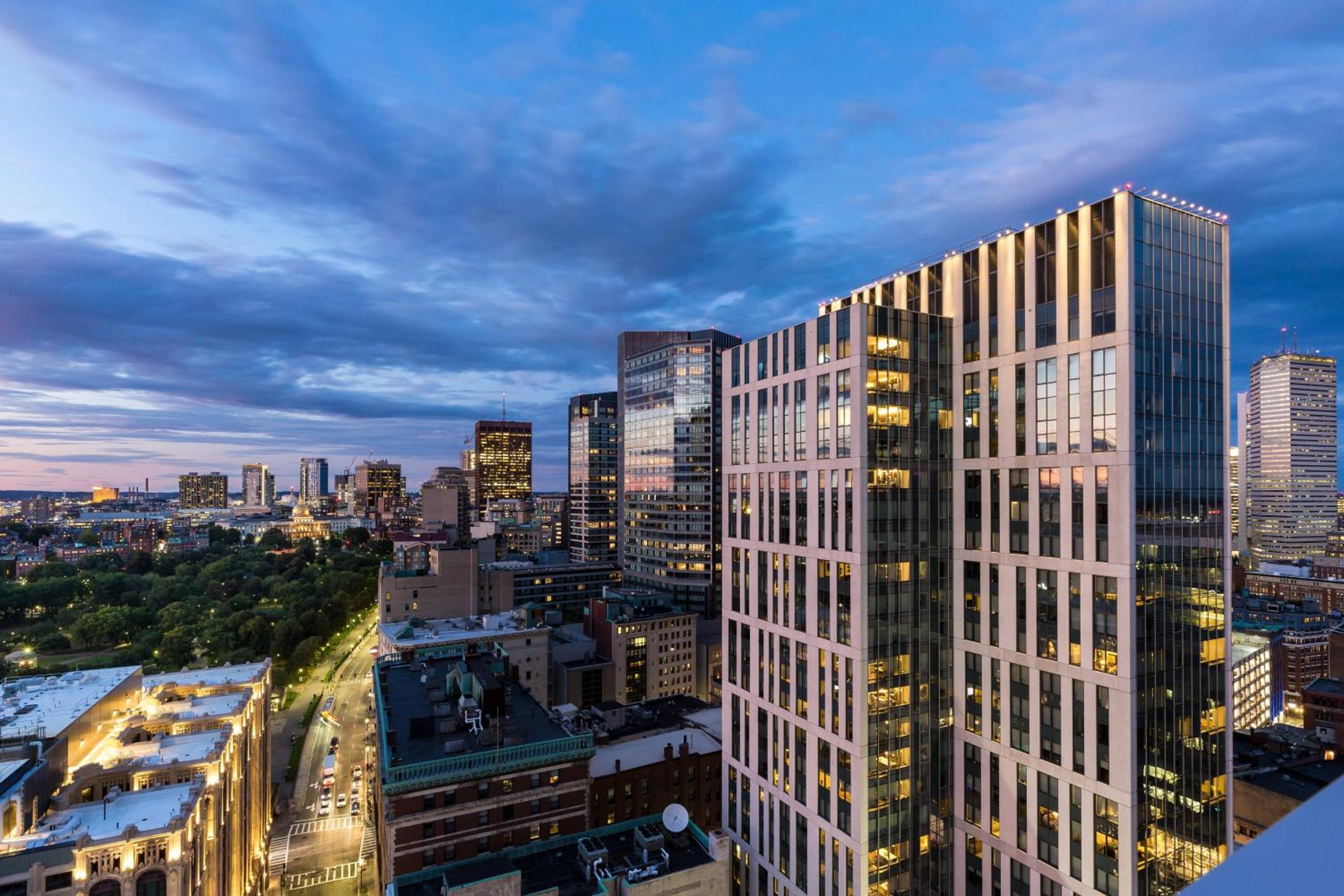 Moxy Boston Downtown