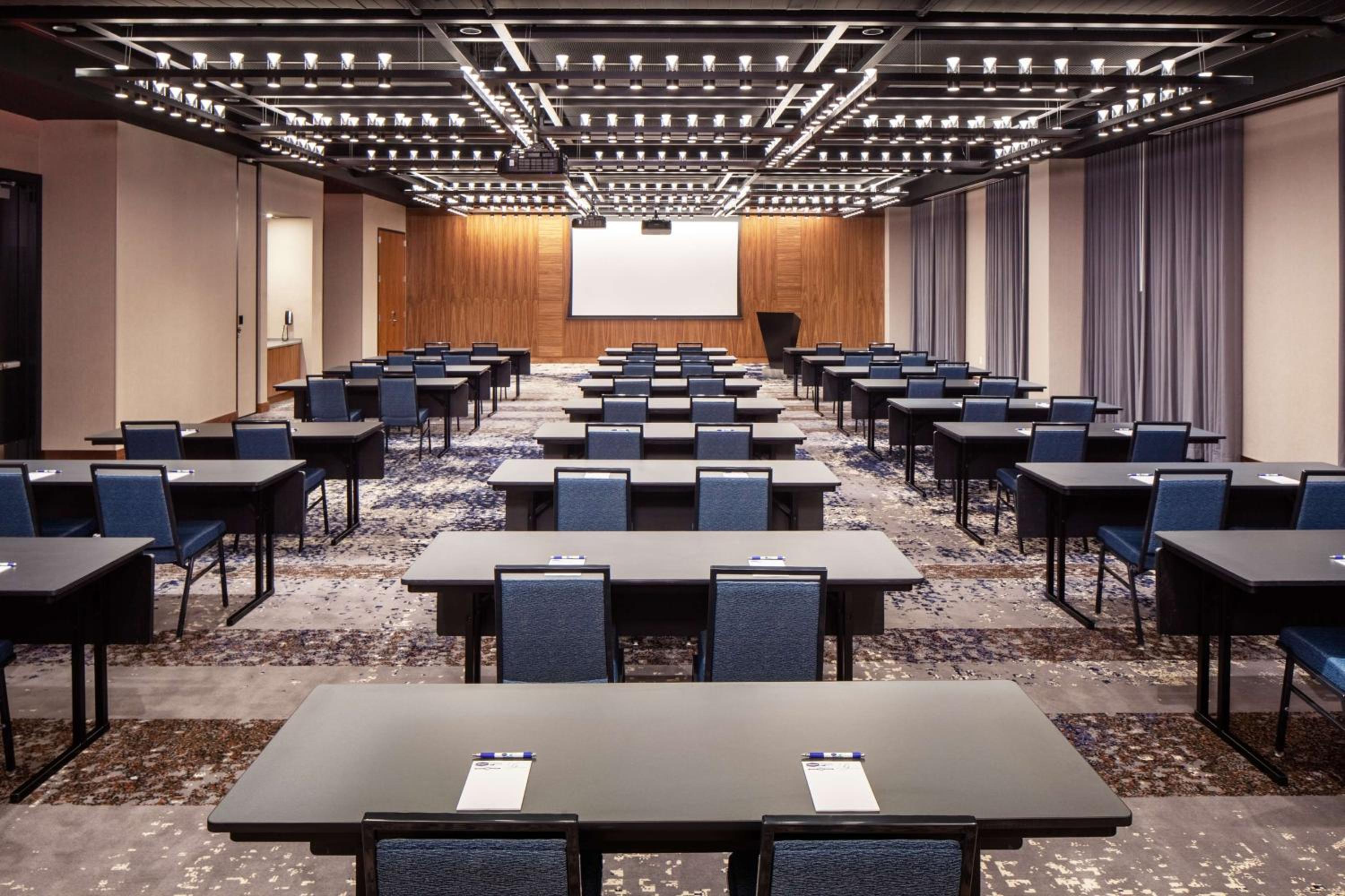 Homewood Suites by Hilton Boston Seaport District
