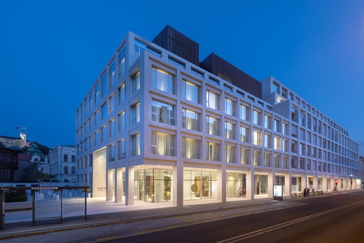 hotel image 0