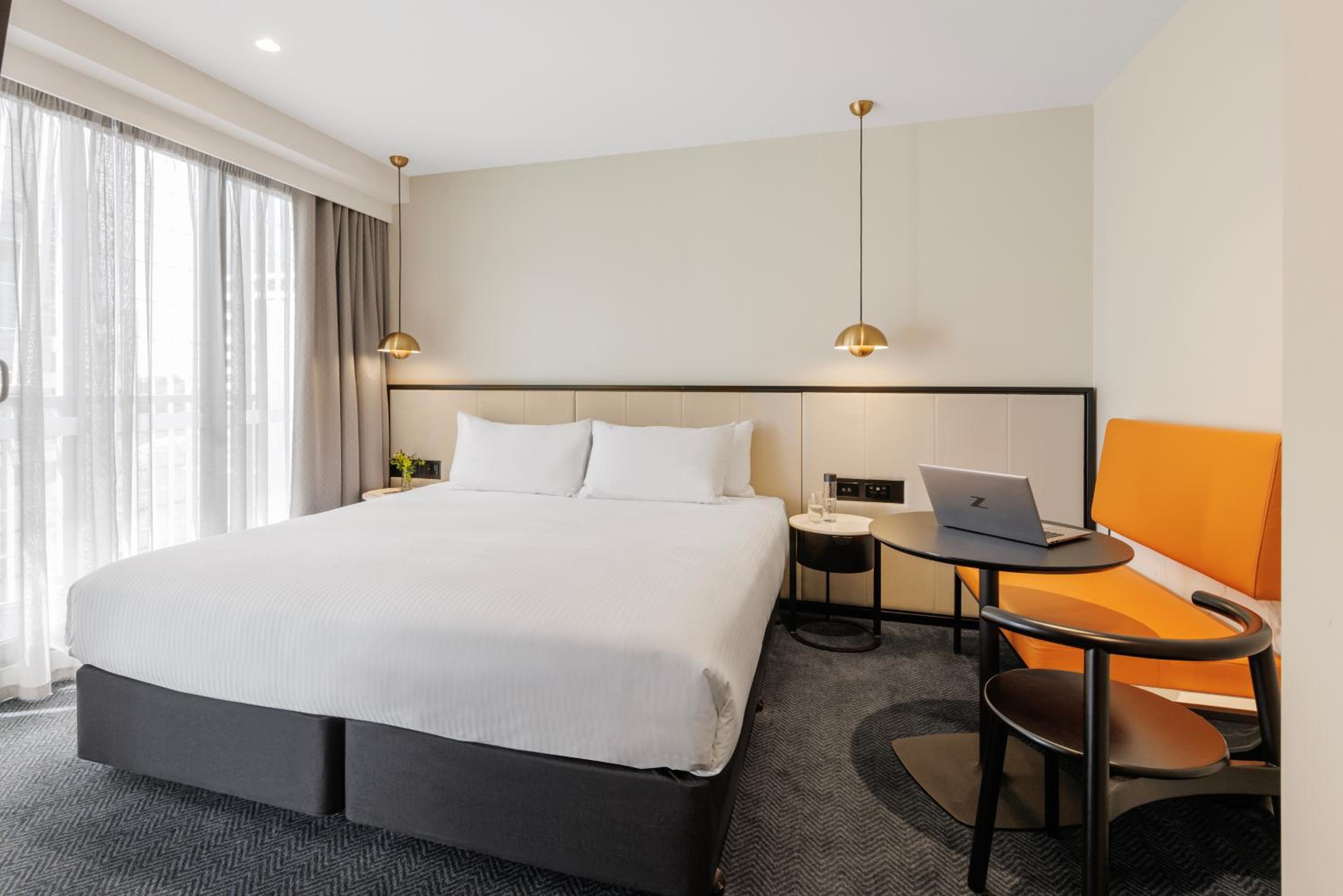 Brady Hotels Jones Lane