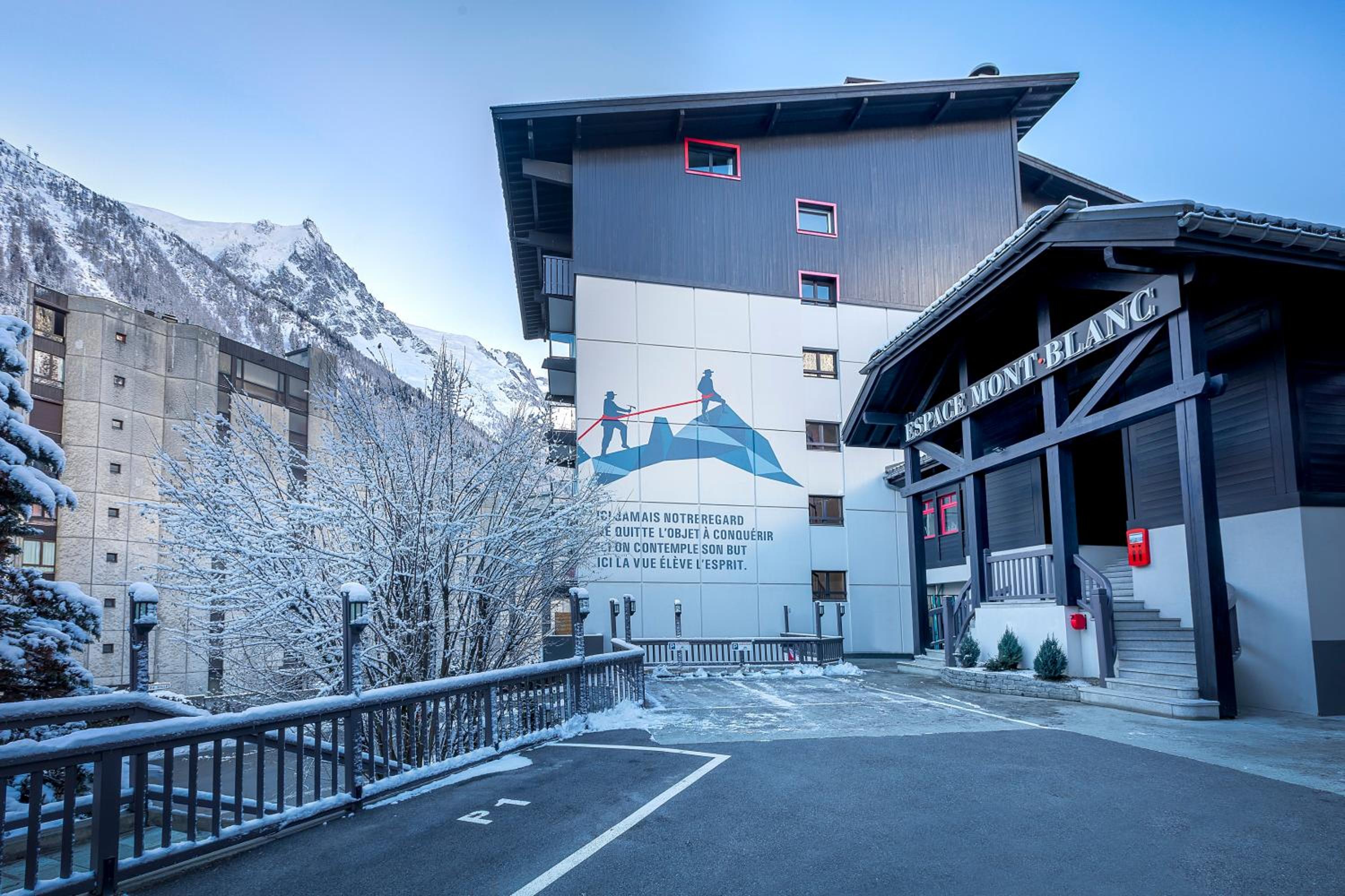Chalet Hôtel Le Prieuré & Spa