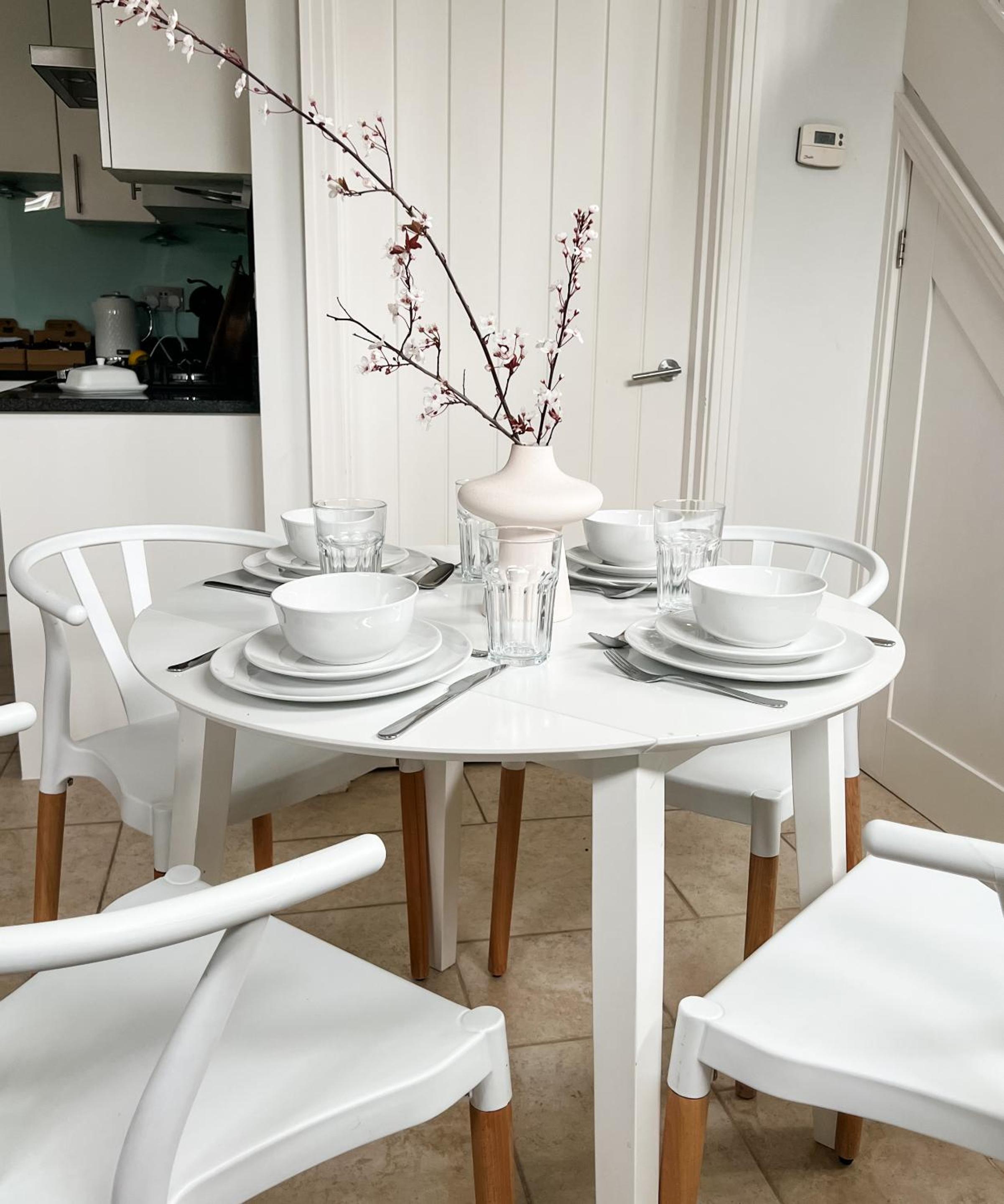 Windsor Mews by Stay Focused SA