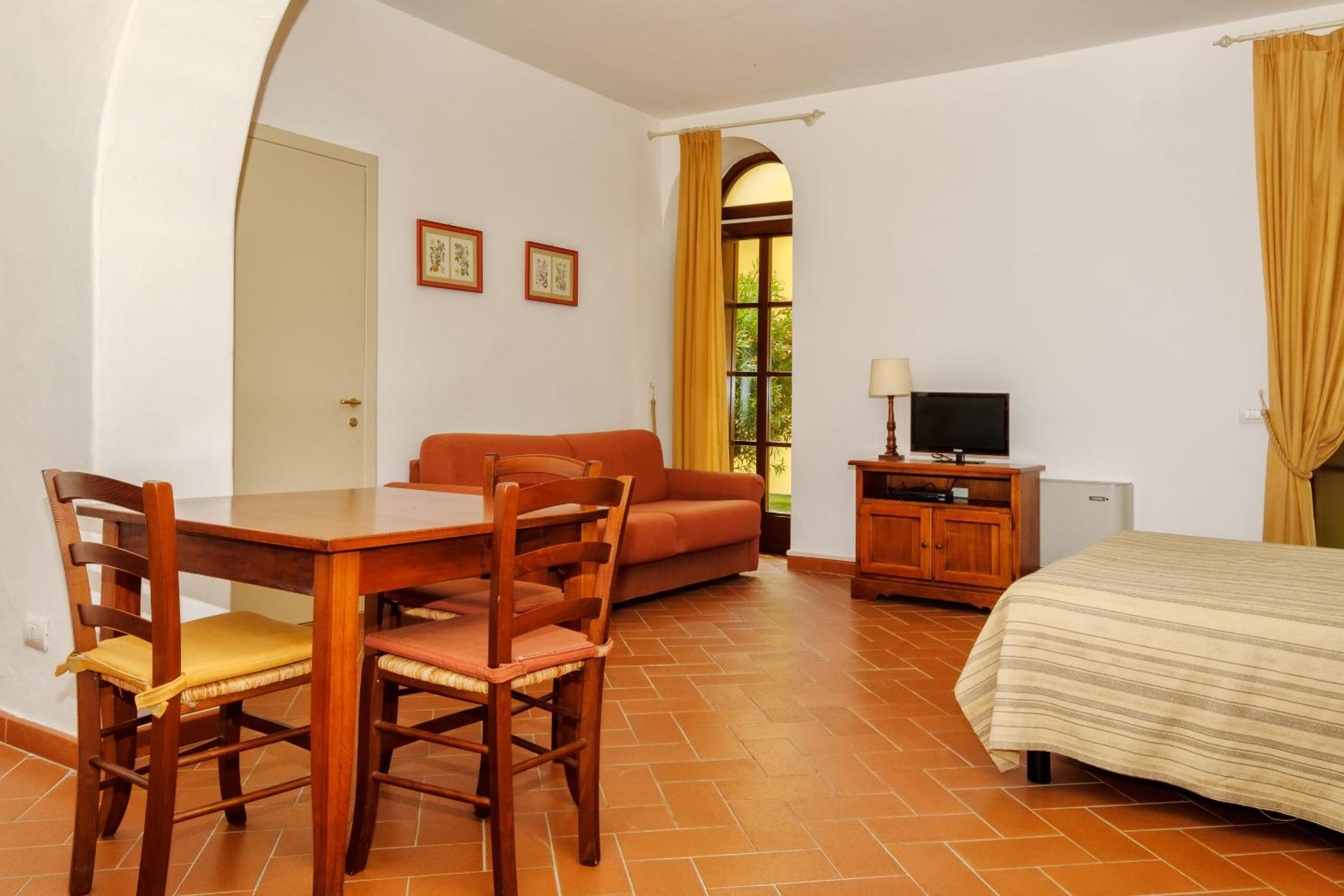 Poggio all'Agnello Sport & Family Holidays