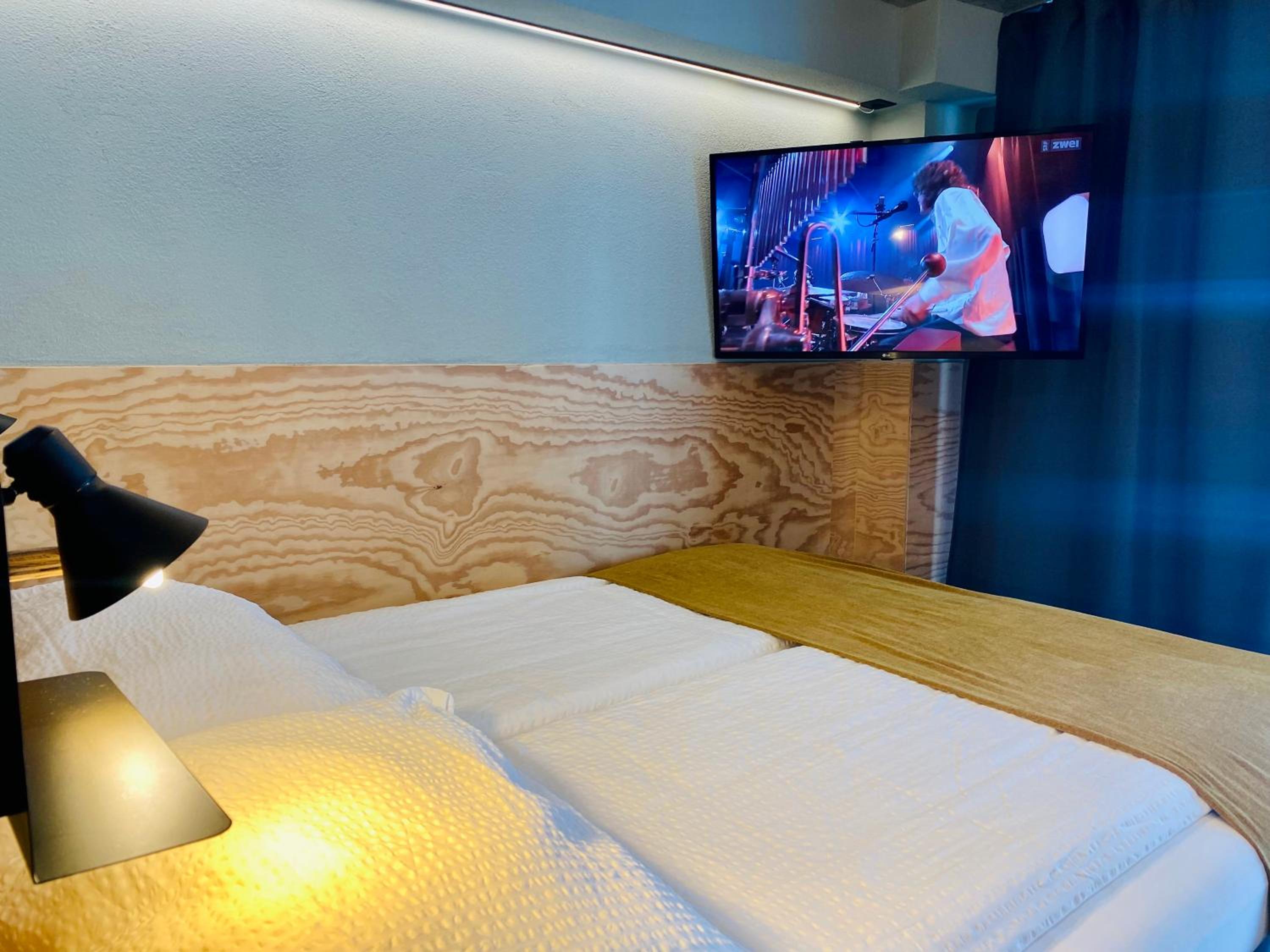 Peaky Riders Self Check-in Hotel