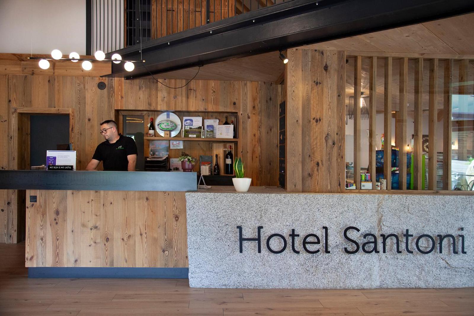 Hotel Santoni