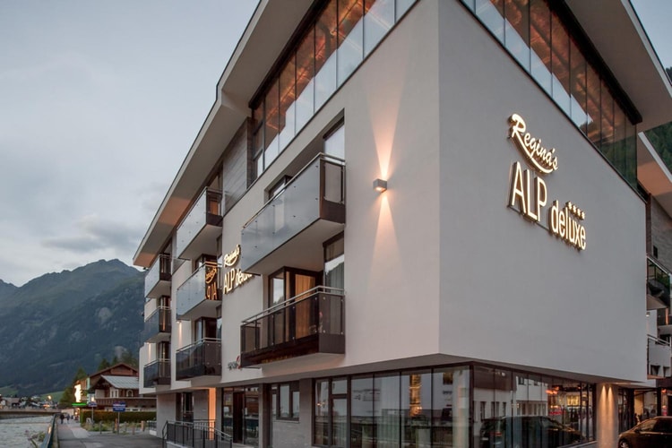 hotel image 0