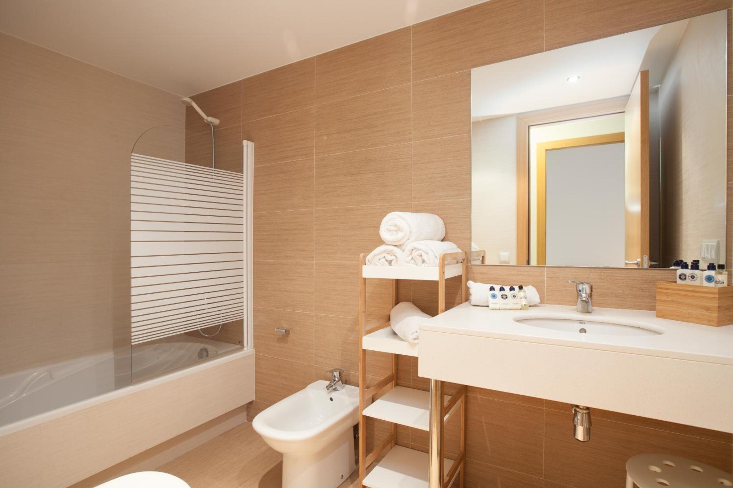 Tarter Mountain Suites
