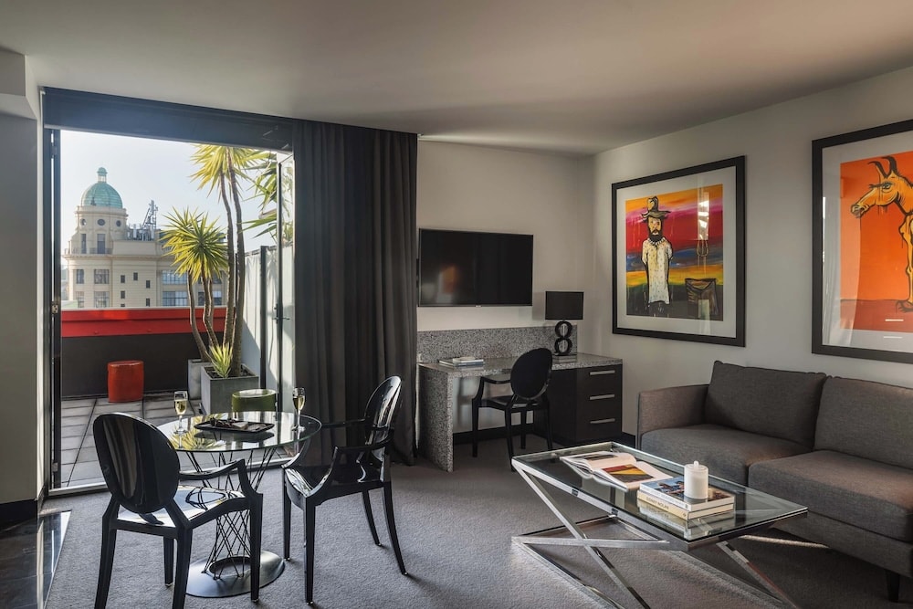 The Cullen Melbourne - Art Series