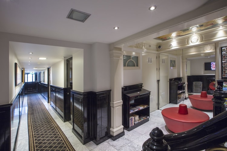 hotel image 0