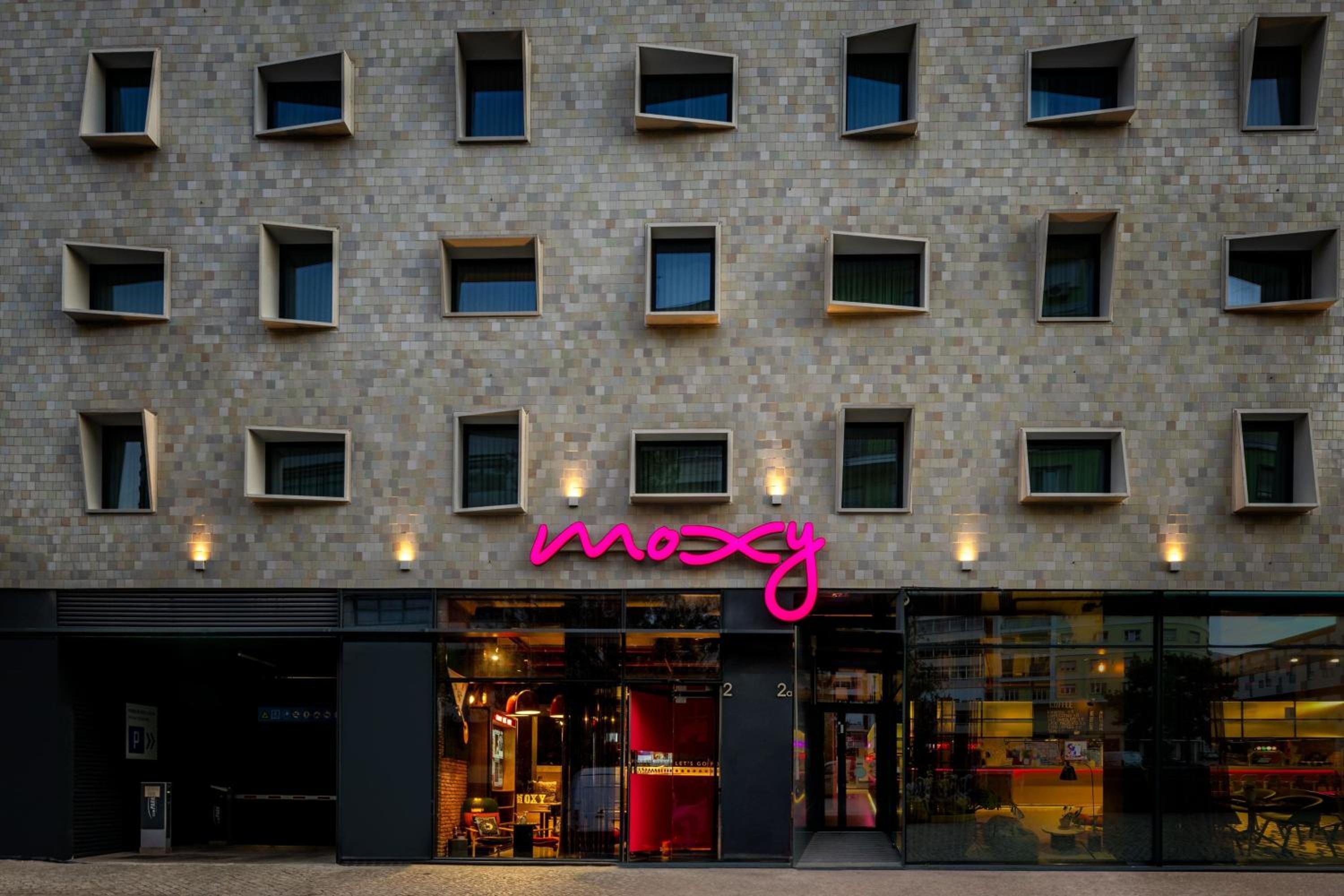 Moxy Lisbon City 1