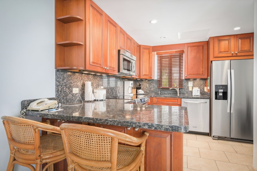 Royal Sea Cliff Kona by OUTRIGGER